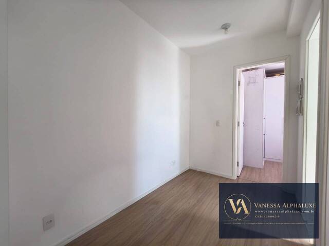 Apartamento para Venda em Santana de Parnaíba - 3